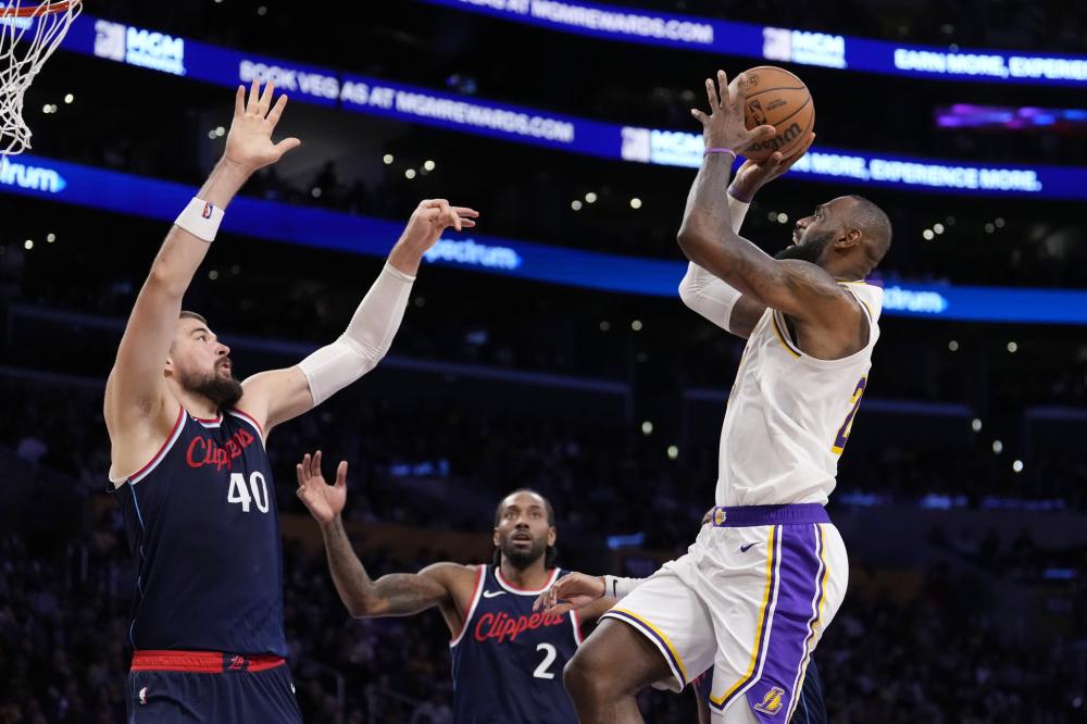 阿诺德便一 阿诺德便一