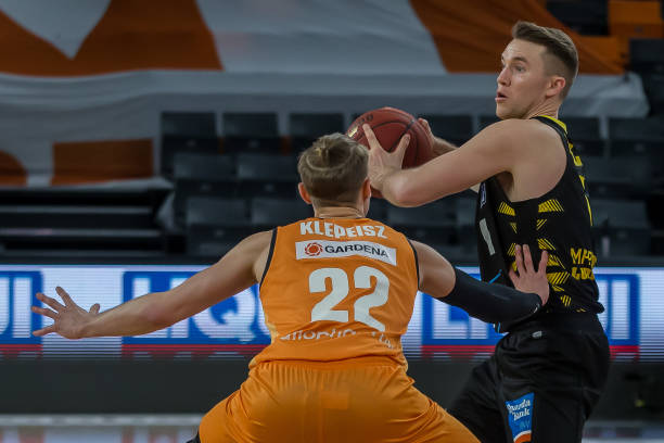 不及预期 不及预期