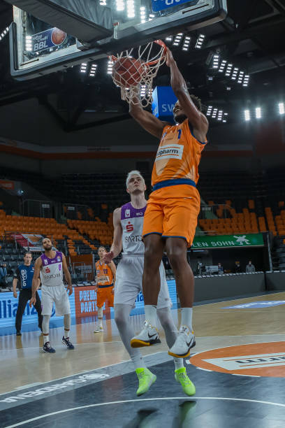 次强强对话 次强强对话