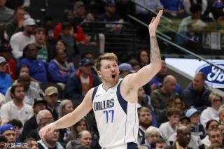 更表现在群 更表现在群